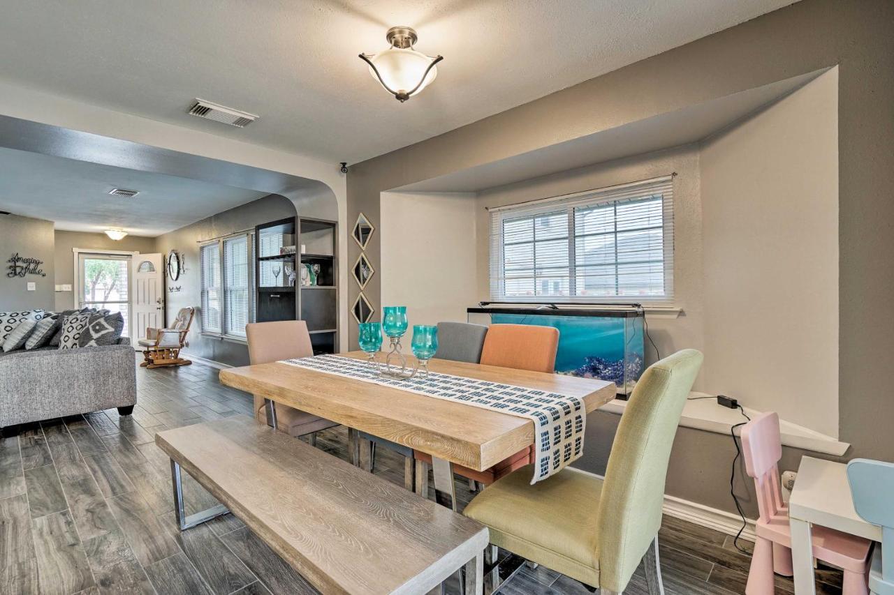 Hébergement de vacances Dog-friendly Texas Retreat With Hot Tub, Patio And Bar San Antonio